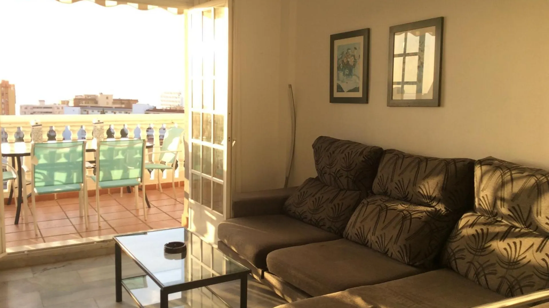 Tres Carabelas Torremolinos Apartment