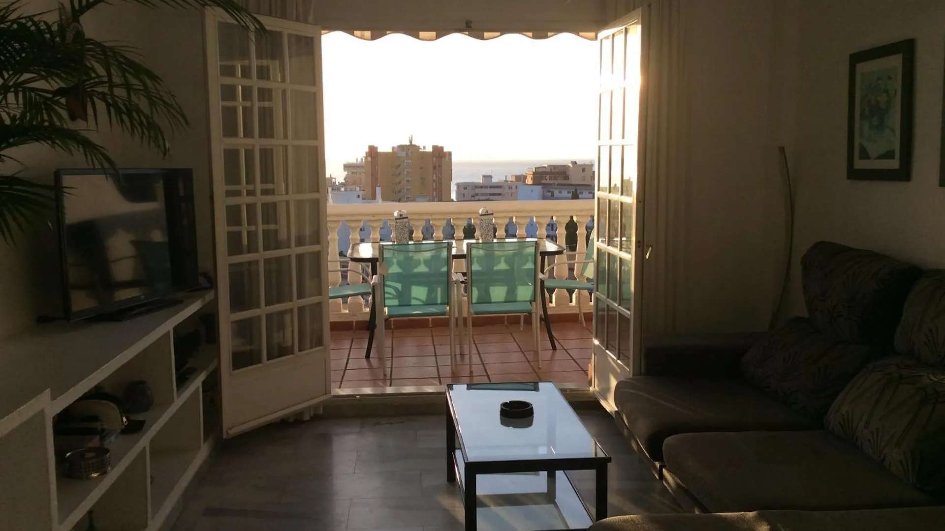 Tres Carabelas Torremolinos Apartment