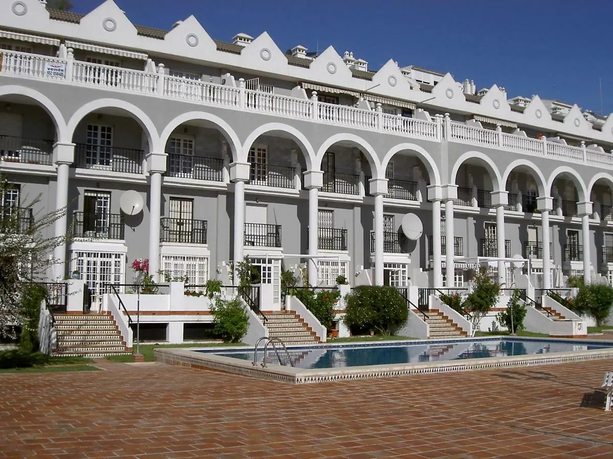 Tres Carabelas Torremolinos 0*,